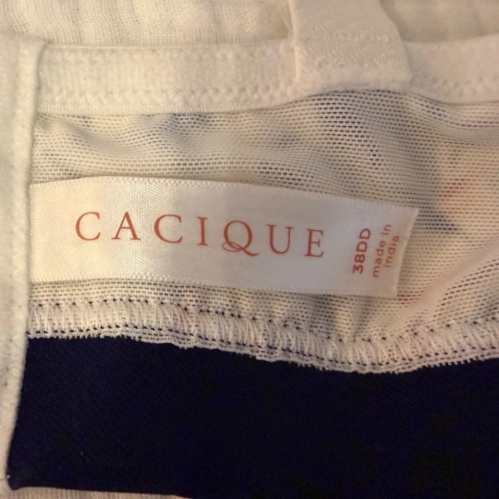 Cacique balconette bra